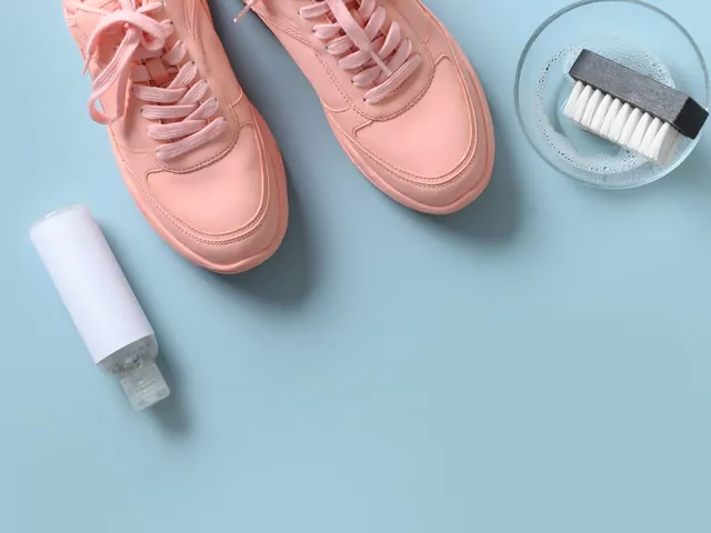 Renowacja butów skórzanych i zamszowych