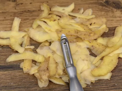 Obierki ziemniaczane jako nawóz