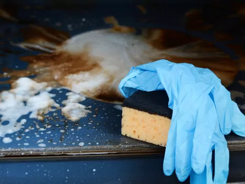 Czyszczenie piekarnika sodą i octem