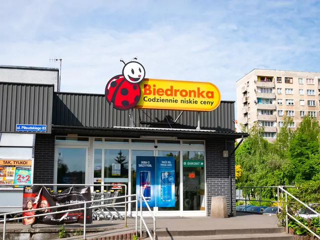 Promocje na kawy Jacobs w Biedronce