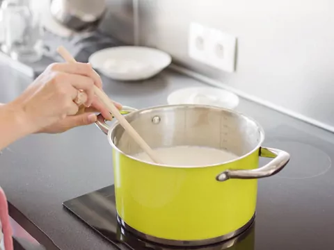 Uniknij kipienia mleka i przypaleń