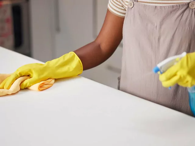 Domowy płyn do czyszczenia