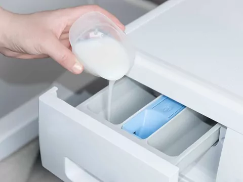 Czyszczenie pralki Domestosem