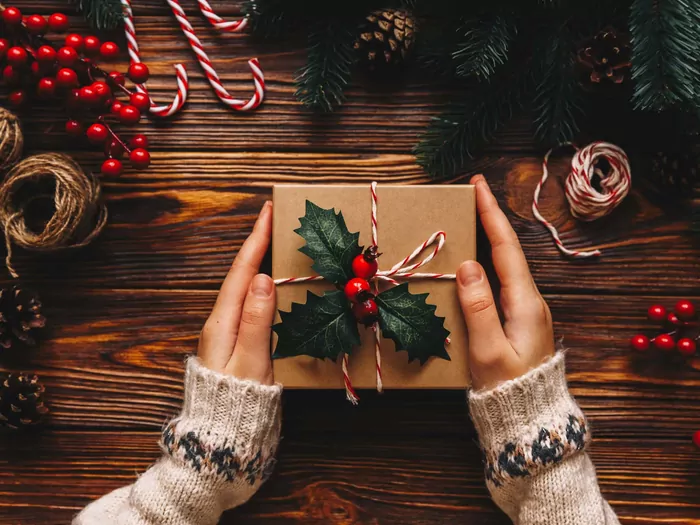 Prezenty świąteczne: poradnik dla każdego