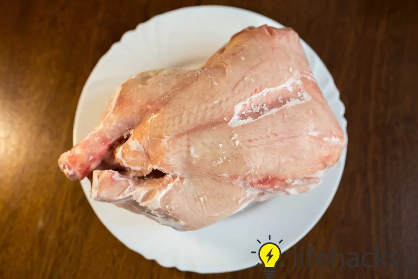 Jak szybko rozmrozić kurczaka?