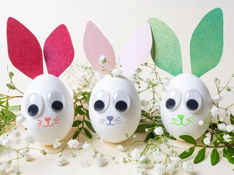 Ozdabianie styropianowych jajek na Wielkanoc