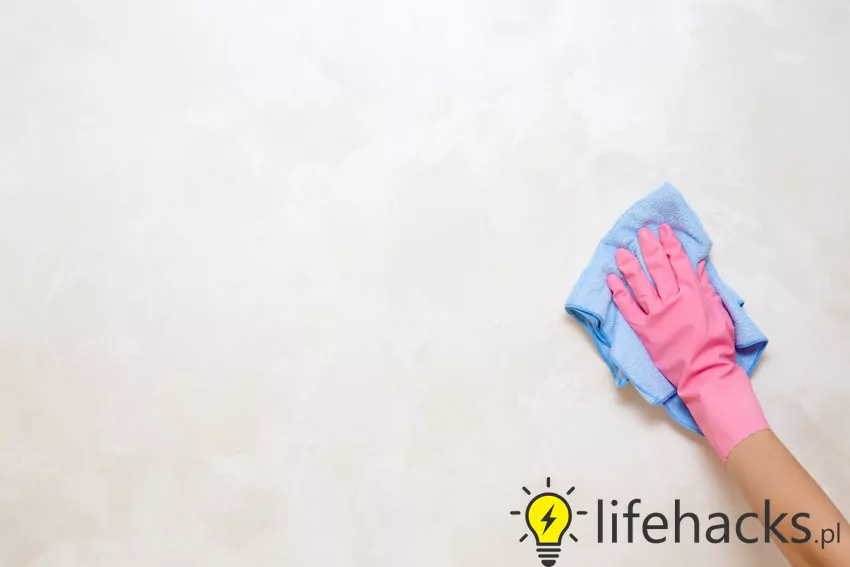 Najlepsze porady i domowe sposoby na mycie ścian w domu Ściana podczas mycia, a także porady, czym i jak umyć ściany