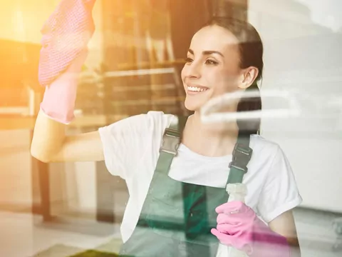 Jak skutecznie myć okna?