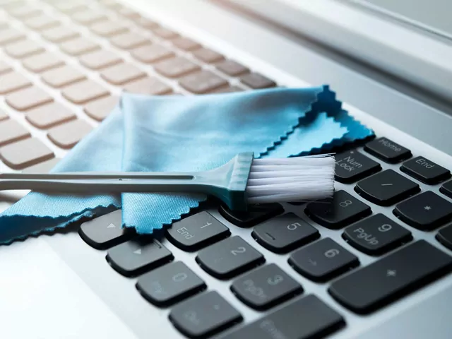Czyszczenie klawiatury laptopa: 4 sposoby