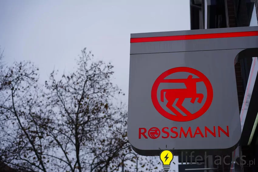 W Rossmannie dużo ciekawych promocji kultowych zapachów i kosmetyków Rossmann