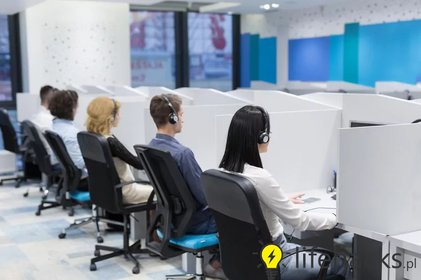 Operatorzy call center